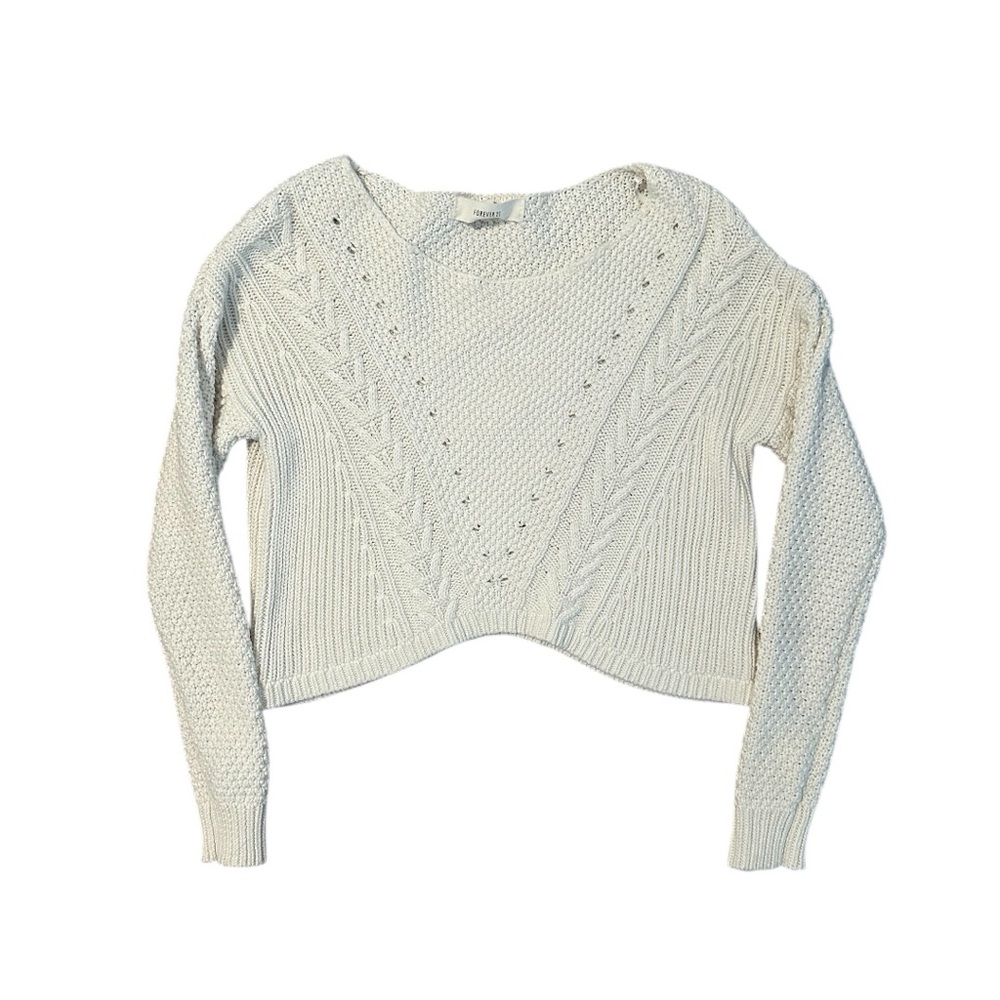 Cream‎ and white cropped cable knit sweater
